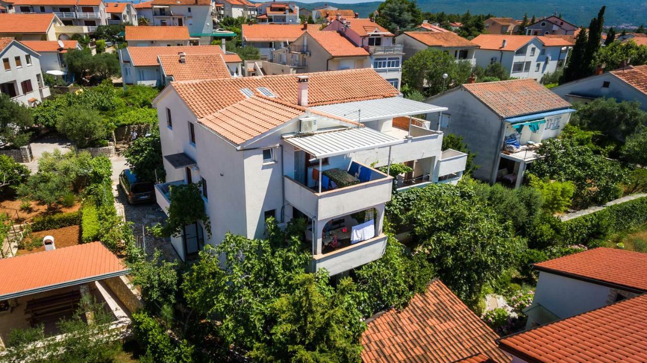 Marie I Nikola Apartamento Krk Town Exterior foto
