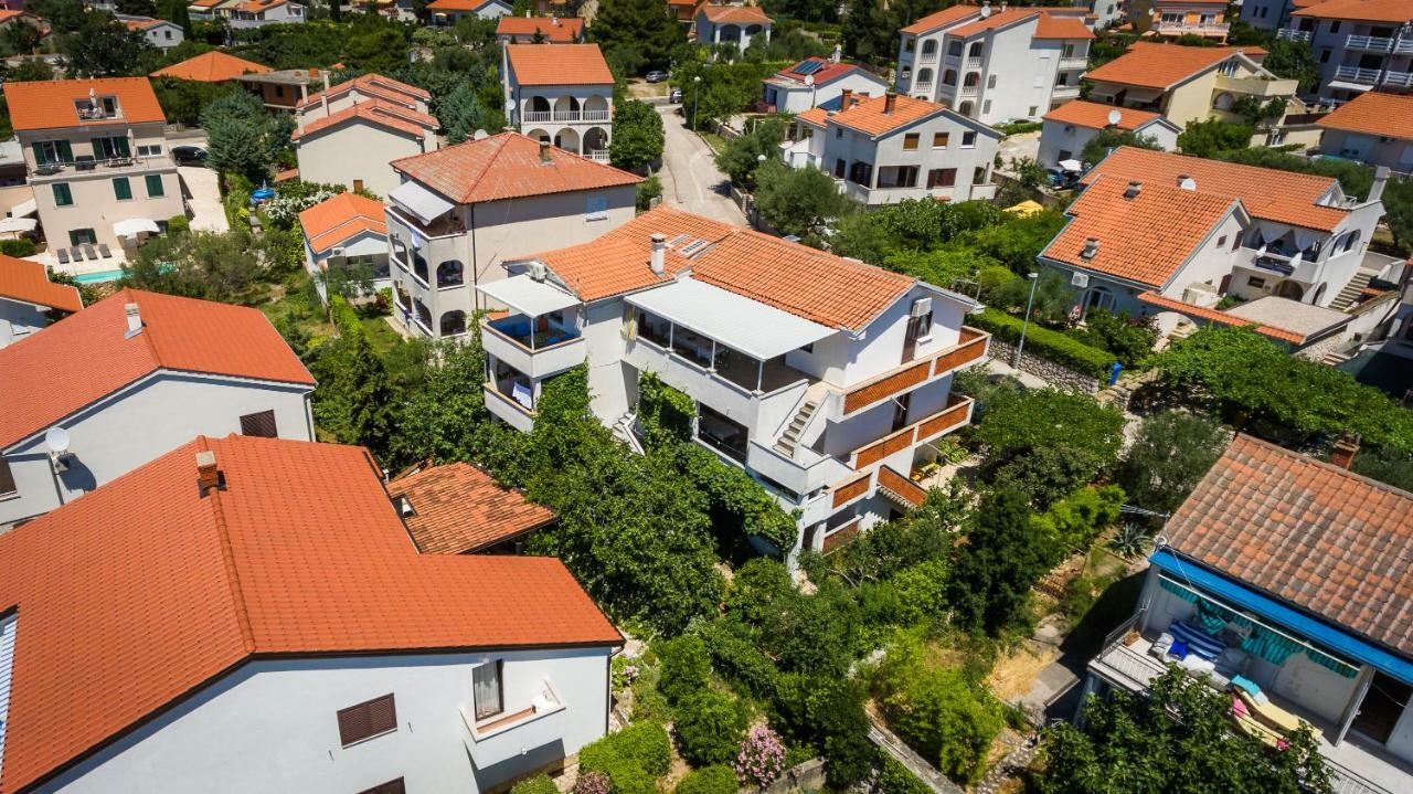 Marie I Nikola Apartamento Krk Town Exterior foto